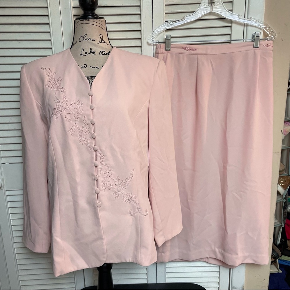 Katherine Bishop plus size skirt suit
